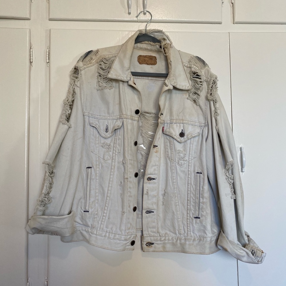 Vintage Levi’s denim jacket